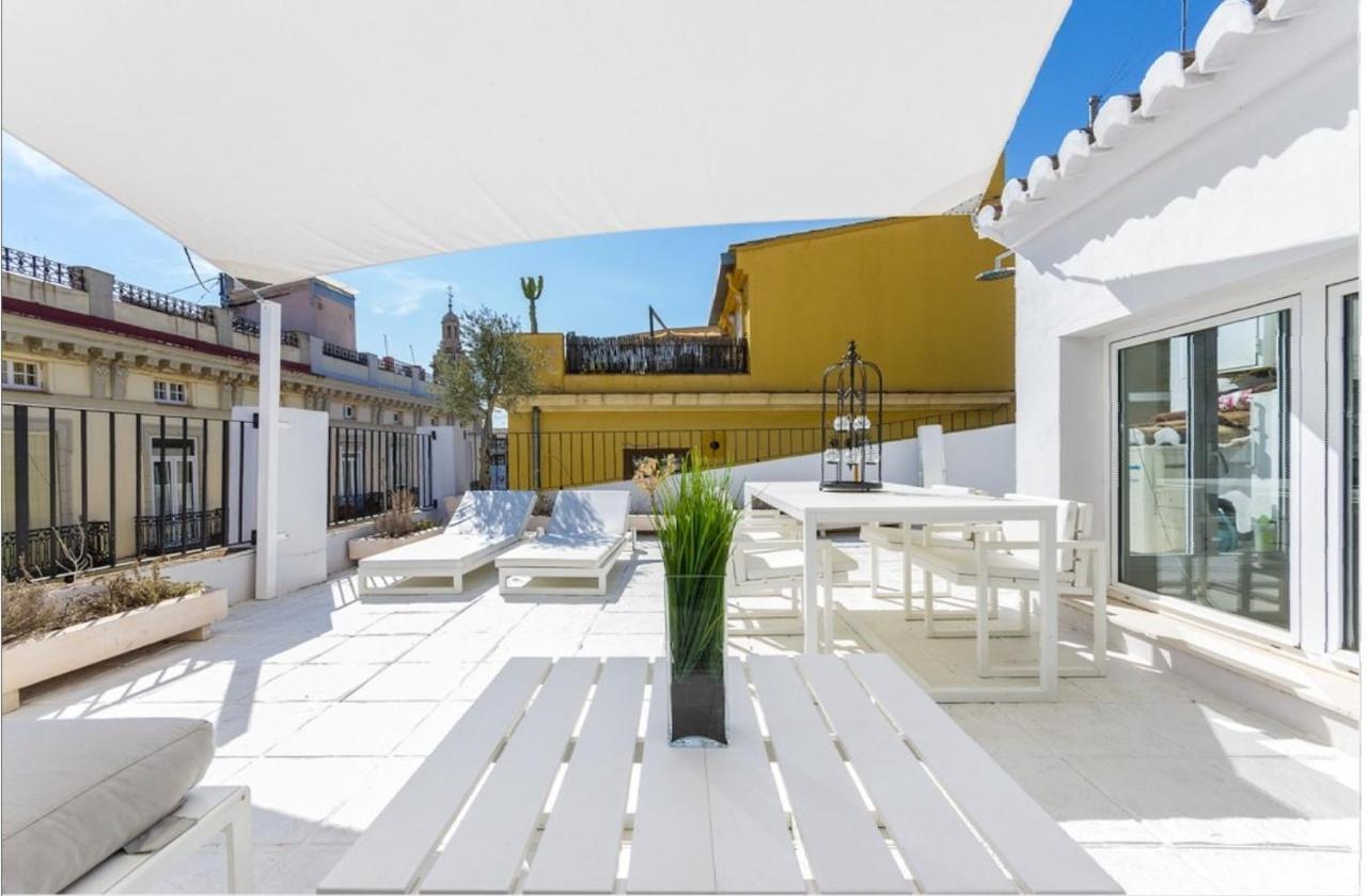 No Turistic Rental, Duplex Penthouse In The Historic Center, Valencia, Ideal For Those Looking To Stay In The City For A Season, Including Professionals And Students Экстерьер фото