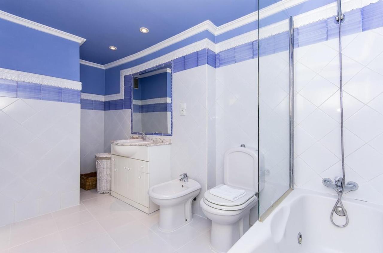 No Turistic Rental, Duplex Penthouse In The Historic Center, Valencia, Ideal For Those Looking To Stay In The City For A Season, Including Professionals And Students Экстерьер фото
